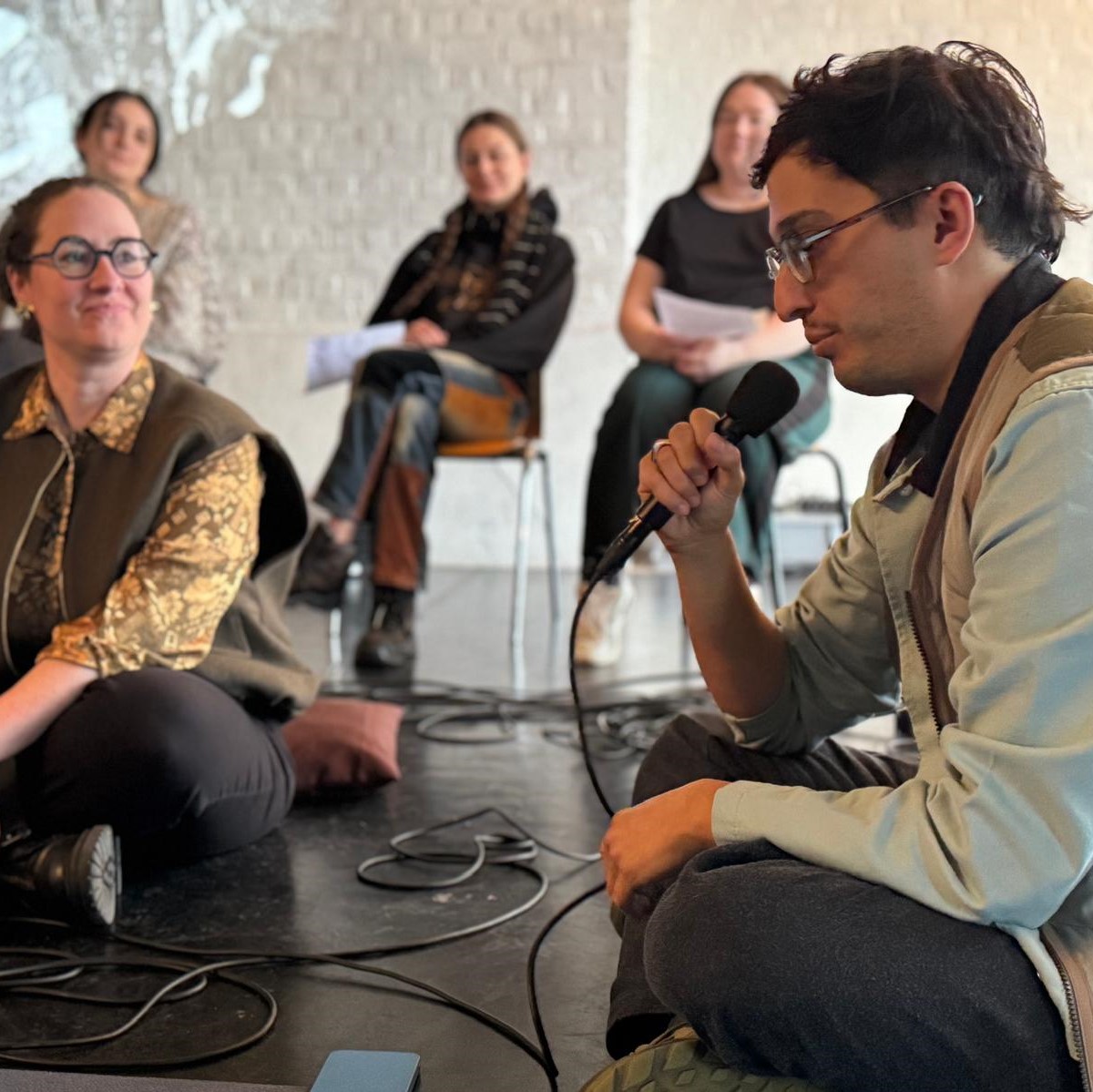 <p>"<a href="https://forum-online.be/en/issues/october-2026/the-winter-school-as-a-research-laboratory">The Winter School as a research laboratory</a>" door Ellen Gillard en Jori Galama</p>